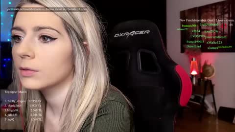 Wolfs Girl online show from 03/18/26, 06:00