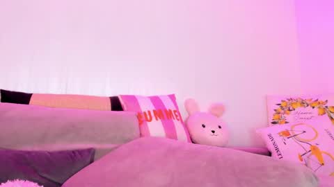 Natalie online show from 04/14/26, 04:29