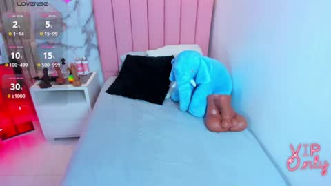 KIM online show from 06/18/26, 03:07