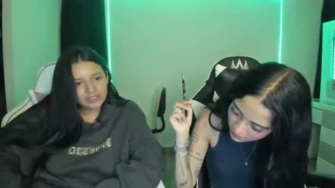 Snapshot of kimmi_foxy chatting on 02/26/25, 11:26 kimmi online show from 02/26/25, 11:26