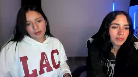 Snapshot of kimmi_foxy chatting on 03/04/25, 01:55 kimmi online show from 03/04/25, 01:55