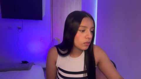 kimmi online show from 05/01/26, 04:00