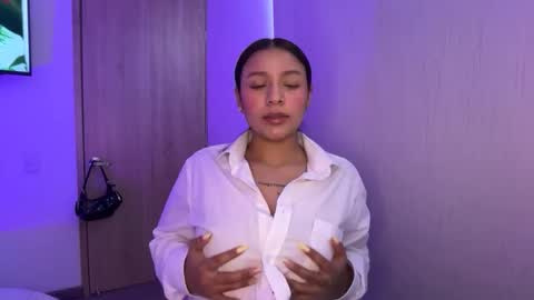 kimmi online show from 06/10/26, 02:27