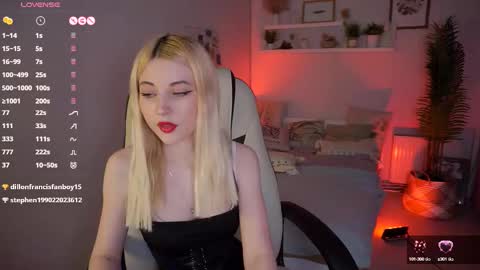 Snapshot of kimmie_shine chatting on 03/06/25, 01:57  Your Kimmie  follow me  online show from 03/06/25, 01:57