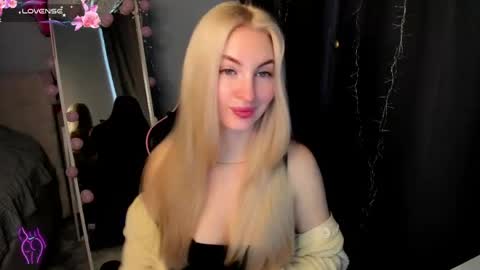 kimmy1_powell online show from 04/19/26, 01:49