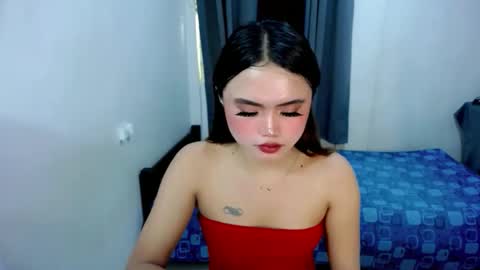 kim ejara online show from 04/12/26, 11:54