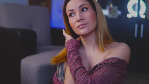 KimSkye online show from 01/20/25, 11:54