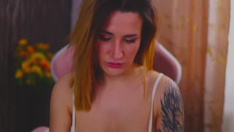 KimSkye online show from 02/01/25, 06:54