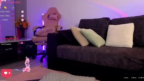 Snapshot of kimskye chatting on 03/03/26, 02:23 KimSkye online show from 03/03/26, 02:23