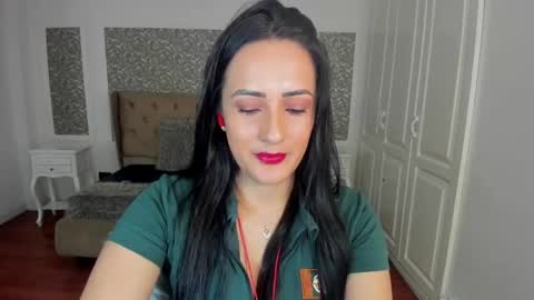 Kim online show from 10/07/25, 07:44