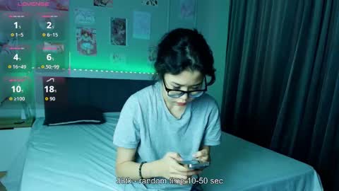 Kimi online show from 12/18/25, 03:23