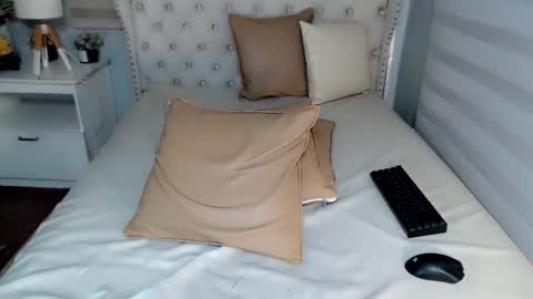 kina online show from 04/16/26, 06:52