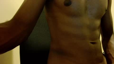 Snapshot of kinda_horny_right_now chatting on 02/03/25, 11:31 Isaac online show from 02/03/25, 11:31