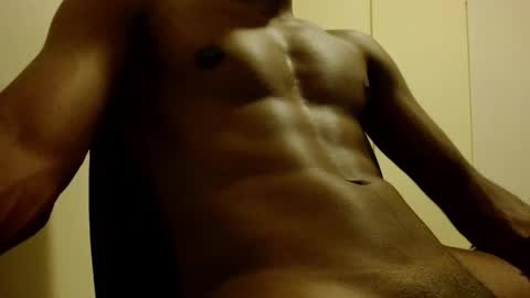 Snapshot of kinda_horny_right_now chatting on 02/06/25, 02:58 Isaac online show from 02/06/25, 02:58