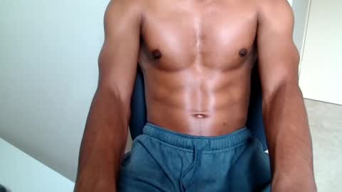 Snapshot of kinda_horny_right_now chatting on 02/16/25, 01:14 Isaac online show from 02/16/25, 01:14