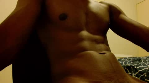 Snapshot of kinda_horny_right_now chatting on 03/06/25, 11:36 Isaac online show from 03/06/25, 11:36