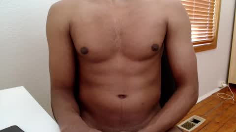 Isaac online show from 11/11/25, 07:19