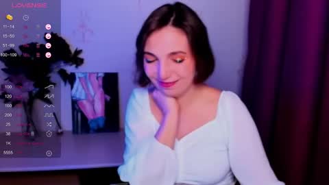 Hazel online show from 10/11/25, 08:46