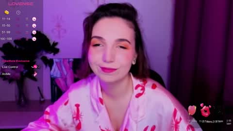 Hazel online show from 10/15/25, 02:17