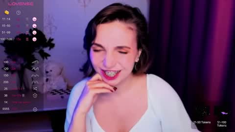 Hazel online show from 11/11/25, 09:48