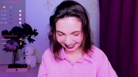 Hazel online show from 03/15/26, 06:25