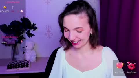 Hazel online show from 03/20/26, 09:41