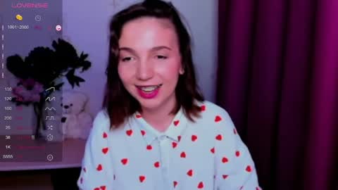 Hazel online show from 05/15/26, 05:36