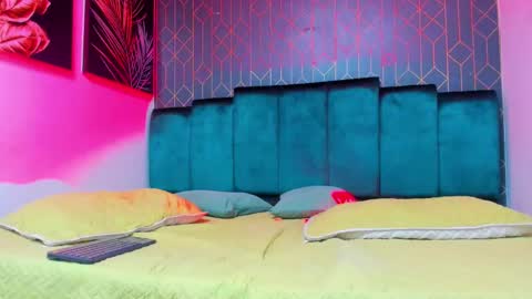 Angel Falconer online show from 09/13/25, 06:02