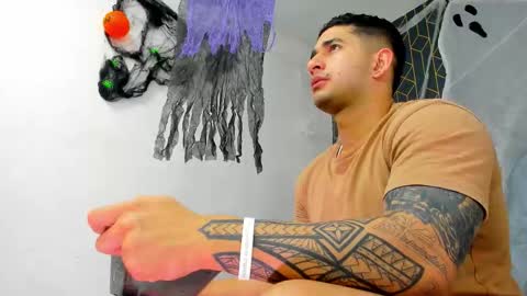 Angel Falconer online show from 10/15/25, 03:06