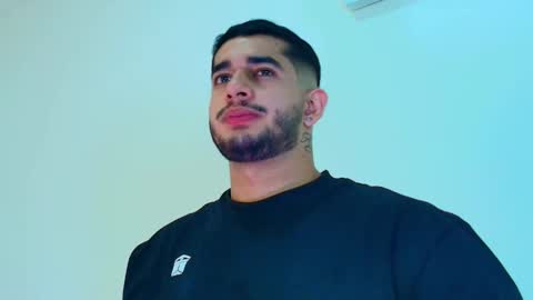 Angel Falconer online show from 02/05/26, 06:29