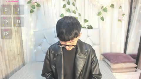 Snapshot of king_luxury1 chatting on 07/30/26, 12:26 King online show from 07/30/26, 12:26