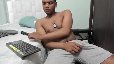 king_men2 online show from 02/15/25, 09:59