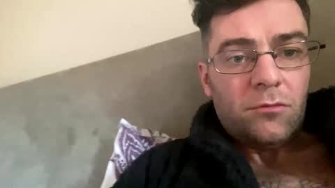 king_o107 online show from 03/11/26, 08:20