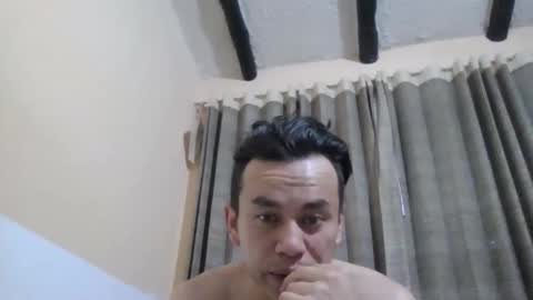 Snapshot of kingalejito chatting on 11/15/25, 03:59 KingAlejo online show from 11/15/25, 03:59