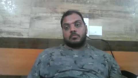 kingalpines1 online show from 10/18/25, 07:03