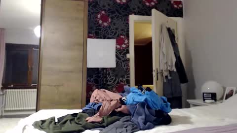 Snapshot of kingandprincess chatting on 12/04/25, 06:38 sexysexyhotwetpinkredpussy online show from 12/04/25, 06:38