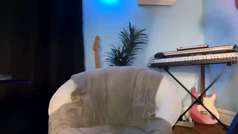 KC online show from 03/04/25, 06:58