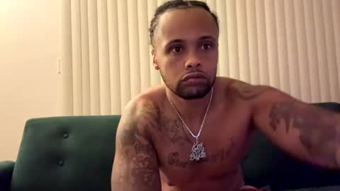 Snapshot of kingdabiggest chatting on 09/13/25, 10:37 KingDaBiggest online show from 09/13/25, 10:37