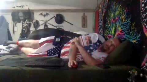Snapshot of kingdawgg77 chatting on 08/09/26, 02:24 Jerry online show from 08/09/26, 02:24