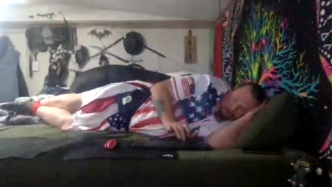 Snapshot of kingdawgg77 chatting on 08/09/26, 03:23 Jerry online show from 08/09/26, 03:23