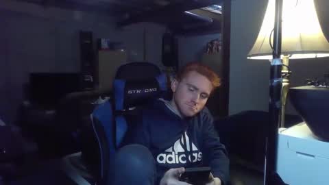 Snapshot of kingoffootfetish chatting on 01/07/25, 04:37 Master King Tommy online show from 01/07/25, 04:37