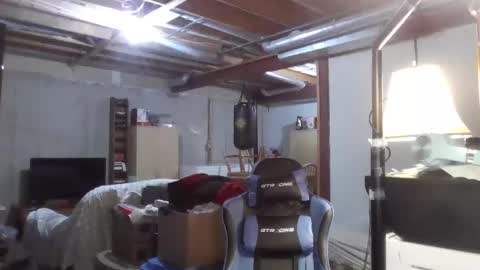 Snapshot of kingoffootfetish chatting on 01/27/25, 07:24 Master King Tommy online show from 01/27/25, 07:24