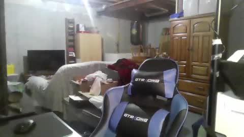 Snapshot of kingoffootfetish chatting on 03/05/25, 09:27 Master King Tommy online show from 03/05/25, 09:27