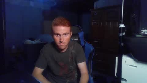 Snapshot of kingoffootfetish chatting on 09/18/25, 05:42 Master King Tommy online show from 09/18/25, 05:42