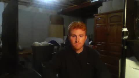 Snapshot of kingoffootfetish chatting on 09/23/25, 04:26 Master King Tommy online show from 09/23/25, 04:26