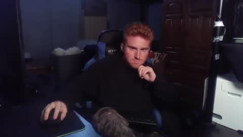 Snapshot of kingoffootfetish chatting on 09/25/25, 12:14 Master King Tommy online show from 09/25/25, 12:14