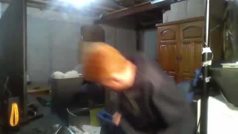 Snapshot of kingoffootfetish chatting on 09/26/25, 06:28 Master King Tommy online show from 09/26/25, 06:28