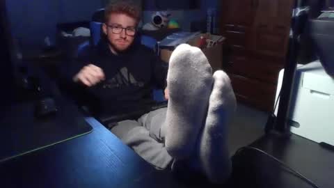 Snapshot of kingoffootfetish chatting on 10/02/25, 09:38 Master King Tommy online show from 10/02/25, 09:38