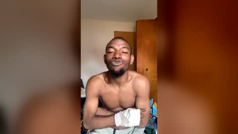 Snapshot of kingrico2 chatting on 06/25/26, 05:17 Daddy Rico 216 online show from 06/25/26, 05:17