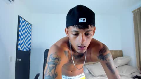 DOMINANT ALPHA KINGS online show from 10/31/25, 12:00